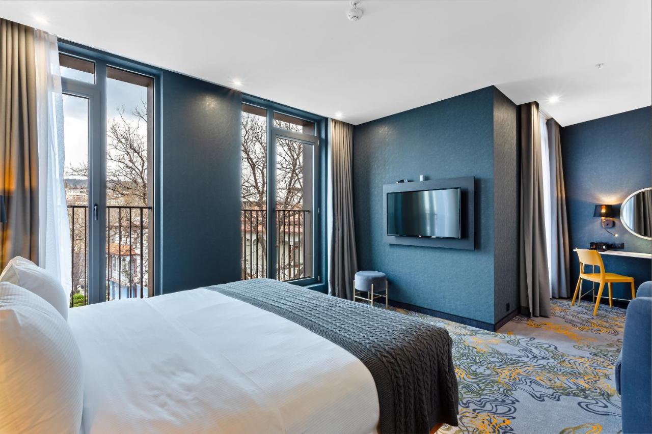 Taberne Boutique Hotel Tbilisi Buitenkant foto