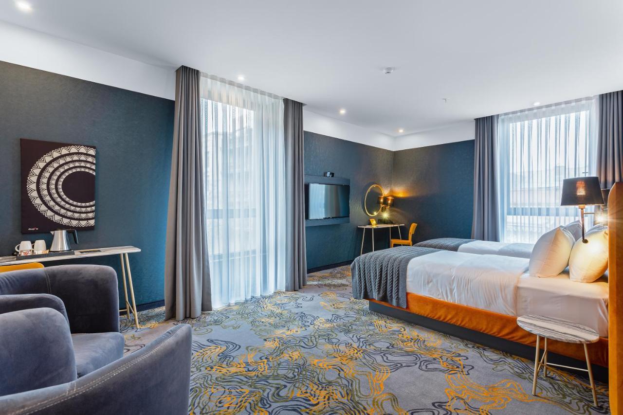 Taberne Boutique Hotel Tbilisi Buitenkant foto