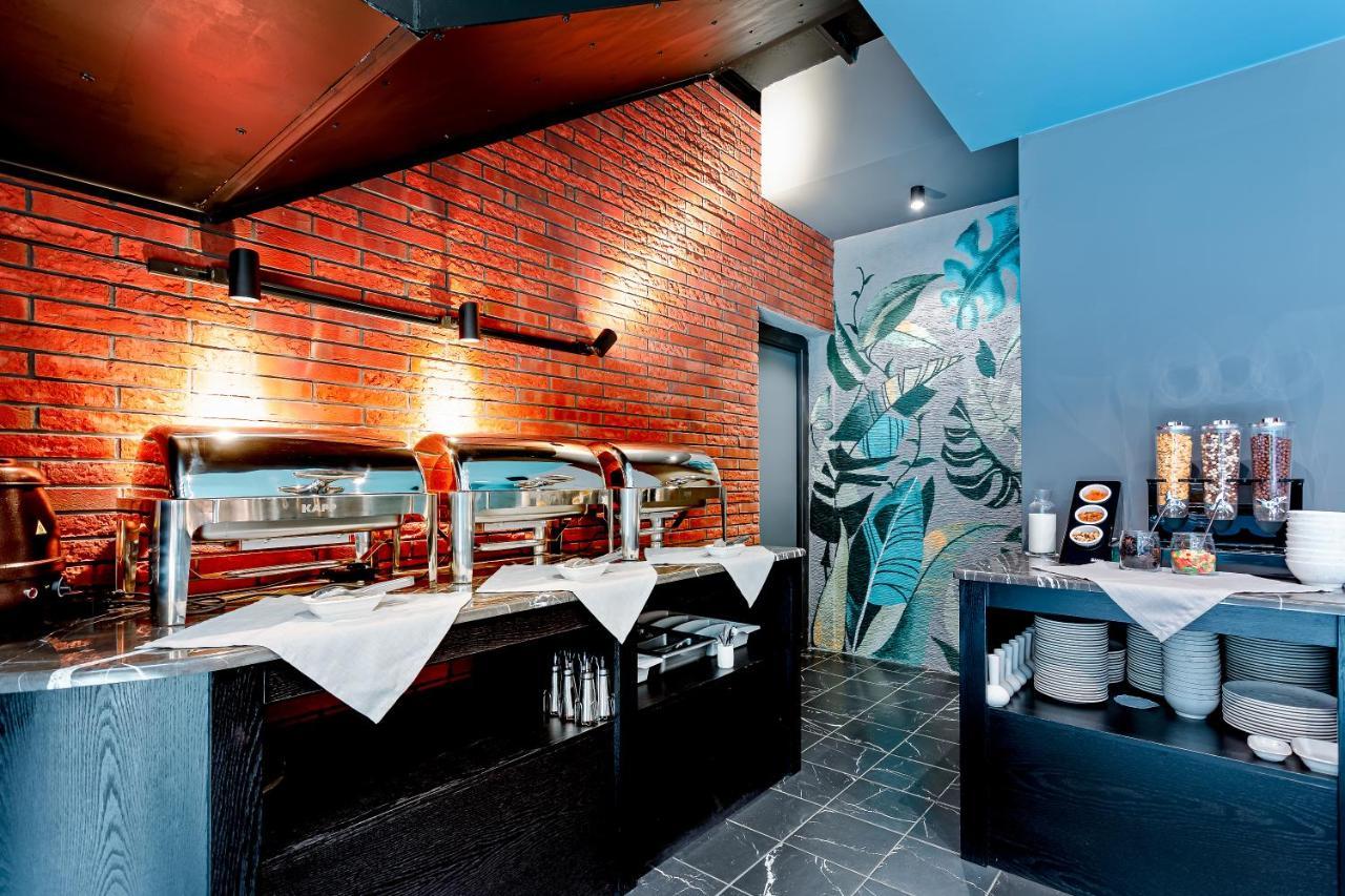 Taberne Boutique Hotel Tbilisi Buitenkant foto