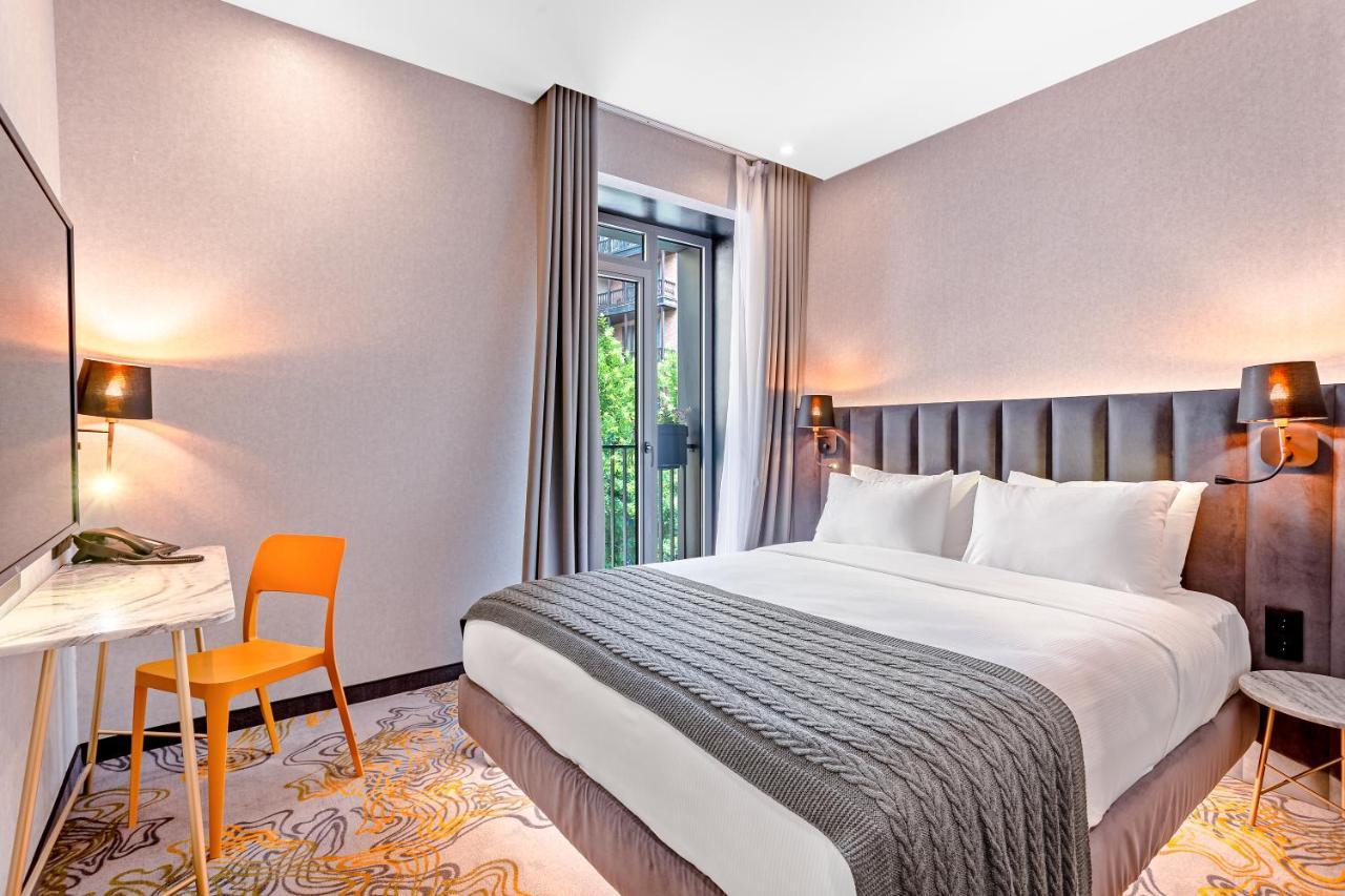 Taberne Boutique Hotel Tbilisi Buitenkant foto