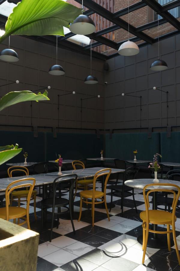 Taberne Boutique Hotel Tbilisi Buitenkant foto